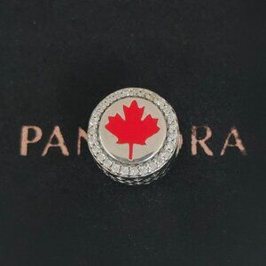 Pandora Canada Red Maple Leaf Charm Bead Travel Vacation S925 Silver with box